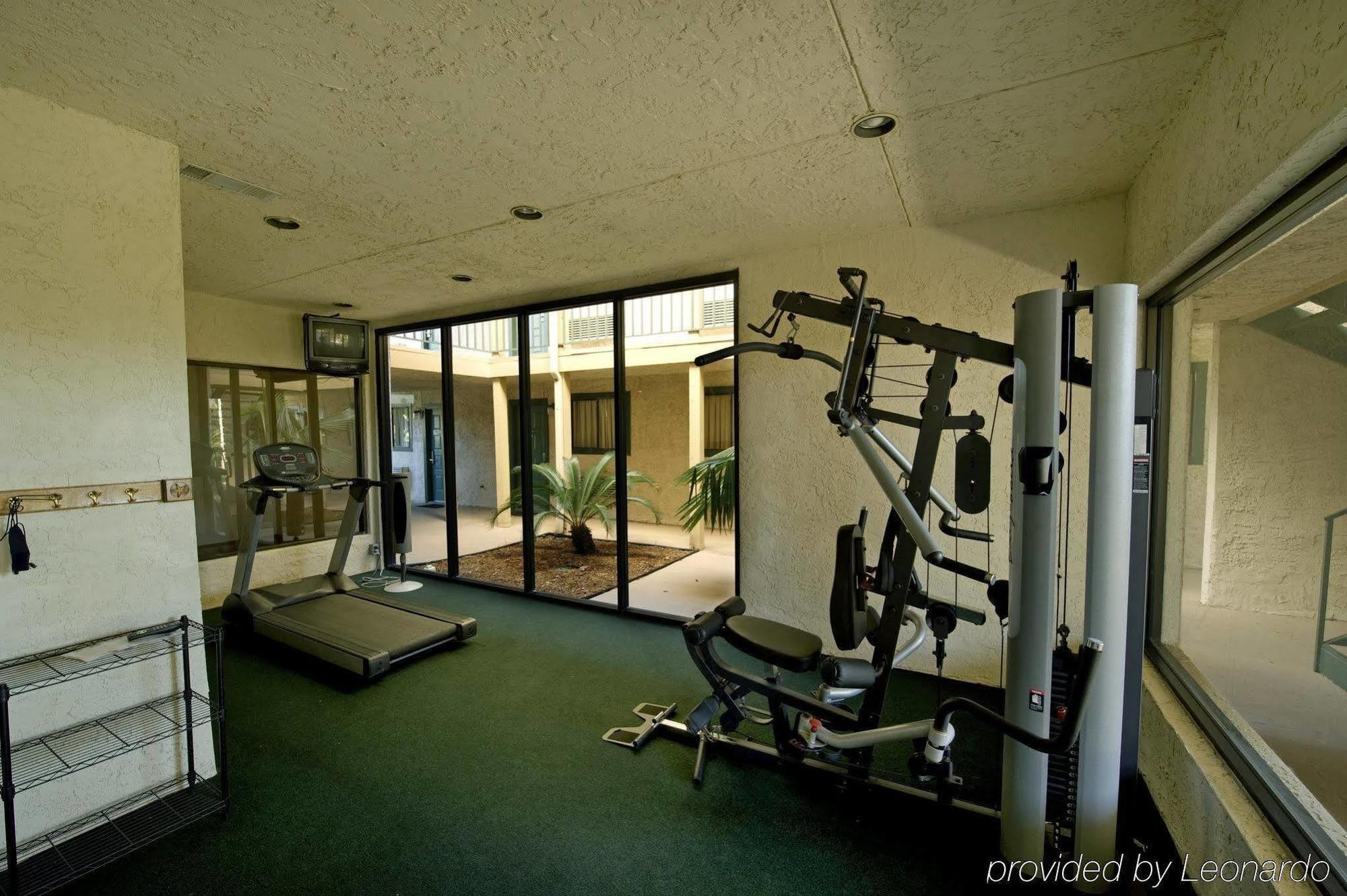 Amerihome Inn & Suites Houston Airport North Facilities photo